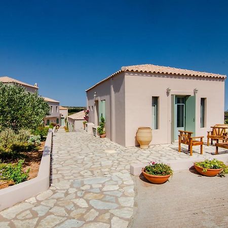 The Windmill Resort Mitáta Екстериор снимка