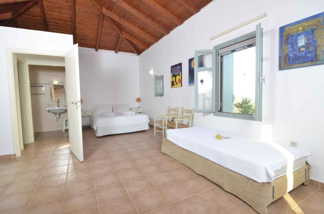 The Windmill Resort Mitáta Екстериор снимка